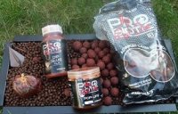 Starbaits Boilies Pro Red One 14mm 1kg
